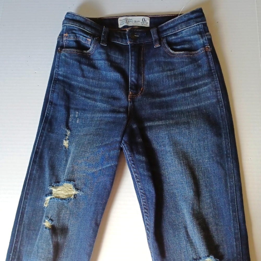 Abercrombie high rise girlfriend jeans w25 L27  Or